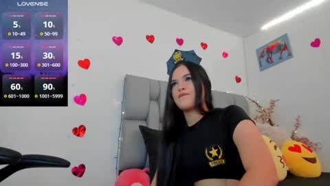Karin    online show from April 18, 2:47 am