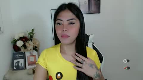 I AM BELLE online show from March 1, 3:01 pm