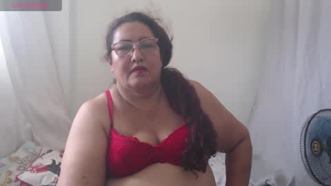 Karina online show from April 14, 3:56 pm