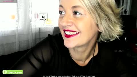 karinabrando online show from October 21, 9:57 am