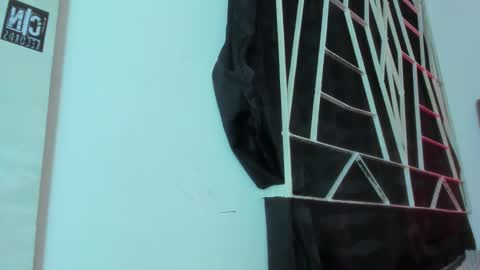 KARINNA  RAVEN online show from December 17, 1:22 am