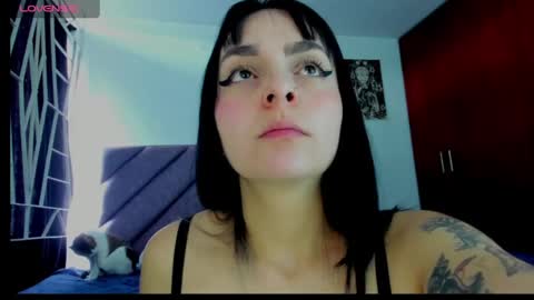 KARINNA  RAVEN online show from June 1, 6:53 pm