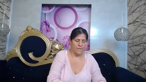 Karito online show from December 19, 7:29 pm