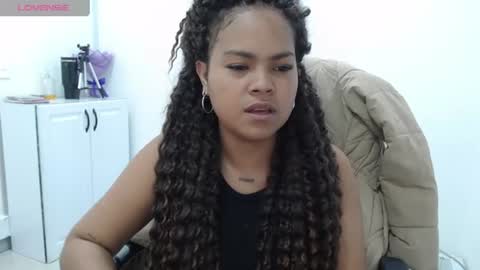karla_cg online show from June 18, 3:39 pm