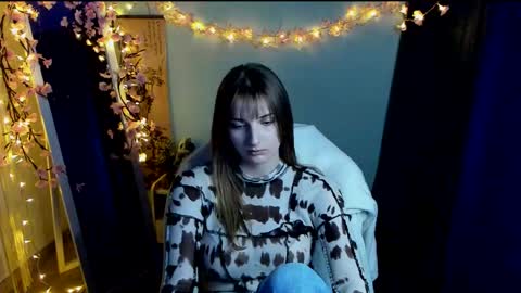 Karla online show from February 28, 2:05 pm