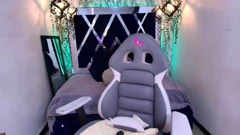 Karla  online show from September 10, 1:44 pm