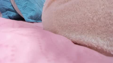 karolina  online show from October 27, 7:19 pm