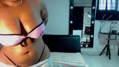 karlaluann online show from October 22, 1:27 pm