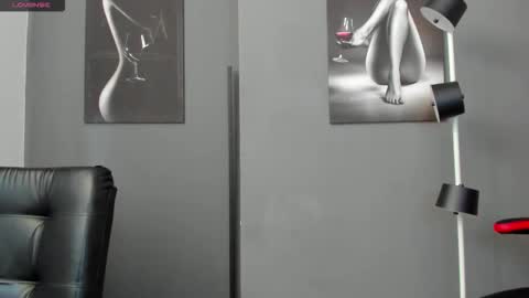   online show from September 26, 5:54 pm