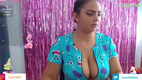 karol 09 online show from December 17, 5:26 pm