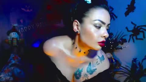 Karol Kenedy online show from October 18, 7:44 am