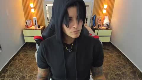 Karoll online show from December 13, 7:53 pm