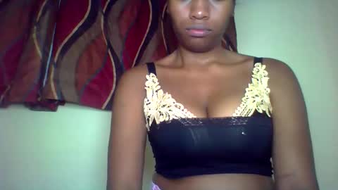 karoliee online show from June 4, 5:17 pm