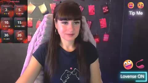 Caroline online show from October 16, 6:16 am