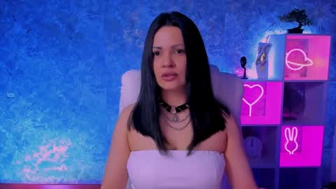 Karolina online show from April 3, 7:39 am