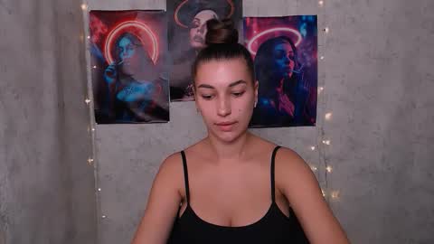 Karolina online show from September 13, 8:33 am