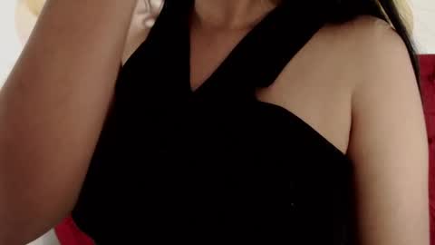 Isa online show from January 31, 6:36 pm