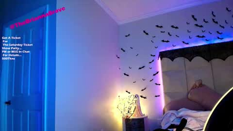 BriannaBrave online show from October 17, 4:27 am