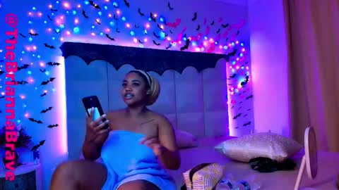 BriannaBrave online show from October 28, 2:28 am