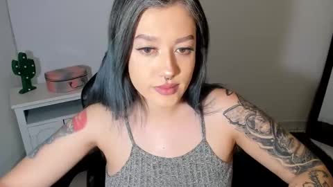 Alicia online show from October 13, 5:21 am