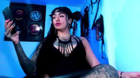 Kat online show from December 17, 5:44 am