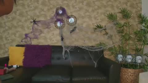 Kat online show from October 22, 1:16 pm