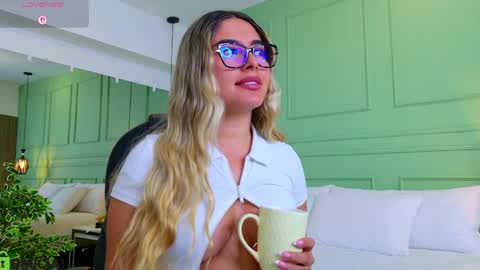 Kat online show from April 10, 12:00 pm