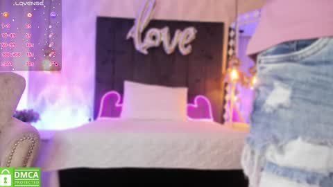 Kat online show from February 18, 11:55 am