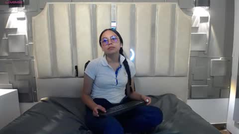 Katalina online show from March 10, 5:50 pm