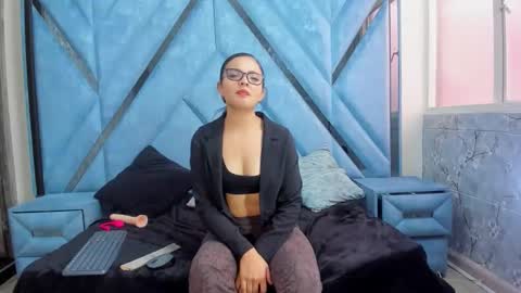 katalinax_rose online show from June 3, 2:33 pm