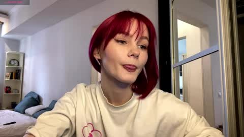 kate_mikki online show from March 28, 3:39 am