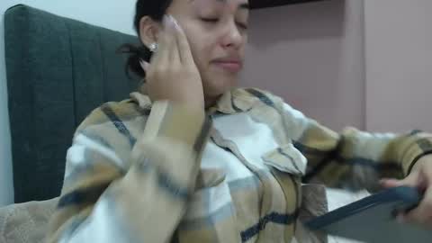 Kari online show from March 7, 1:40 pm