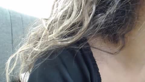 Kari online show from February 19, 2:38 pm