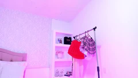 Kate Boisson online show from November 21, 11:29 pm