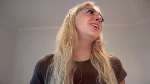 kateharperr online show from September 9, 8:08 pm