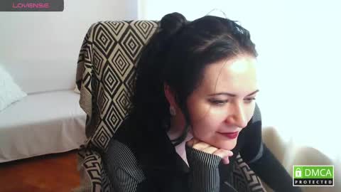 Katelyn online show from April 25, 1:36 pm