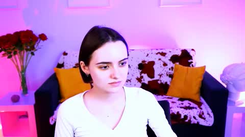 katewillows online show from March 24, 8:52 am