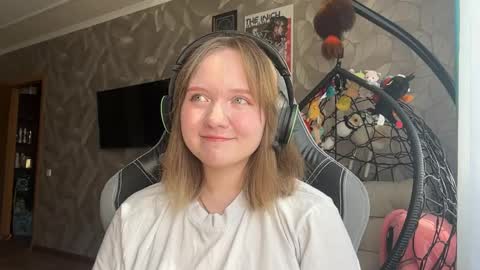 Alice online show from June 3, 1:45 pm