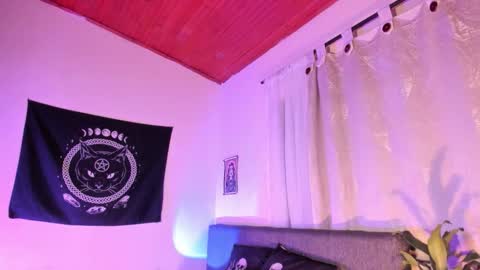 Kat online show from September 26, 6:22 am