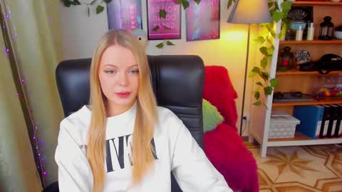 Katherine online show from March 11, 4:29 pm