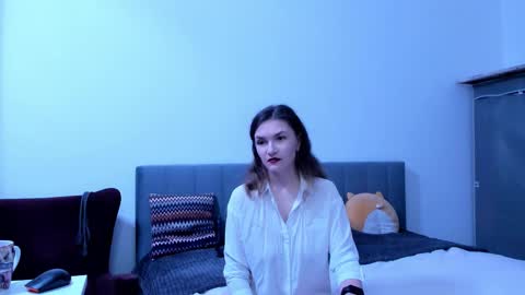 Katherine online show from November 21, 4:09 pm