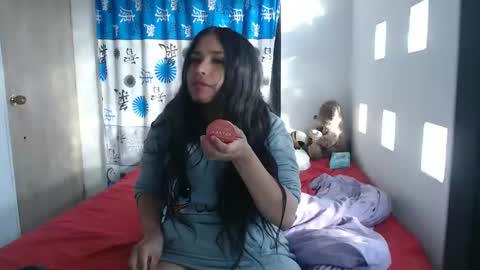  K A T H I E  online show from January 13, 12:02 pm