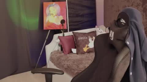 kathleen_frost online show from December 6, 7:32 am