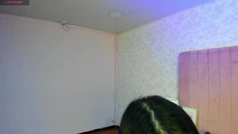 katiawilson  online show from February 18, 12:48 pm