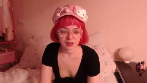 Katie Deville online show from July 15, 8:35 pm
