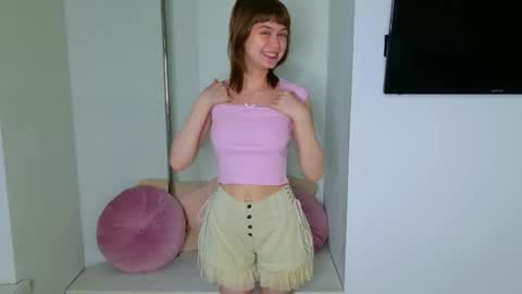 Katie online show from September 20, 1:42 pm