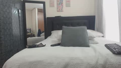 katie online show from February 26, 1:00 pm