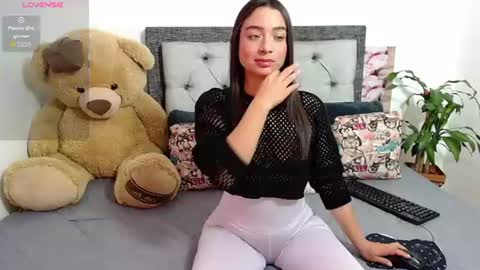 Follow Instagram katikloving online show from August 8, 3:14 am