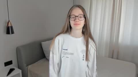 Scarlett online show from October 17, 9:12 am