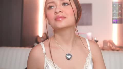 K A T L Y N  online show from April 9, 3:06 pm